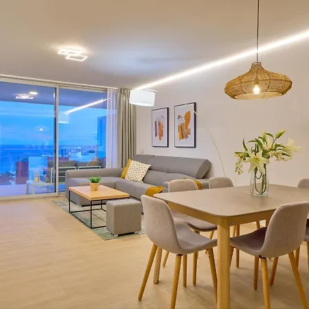 Weforyou Med One J * Fuengirola